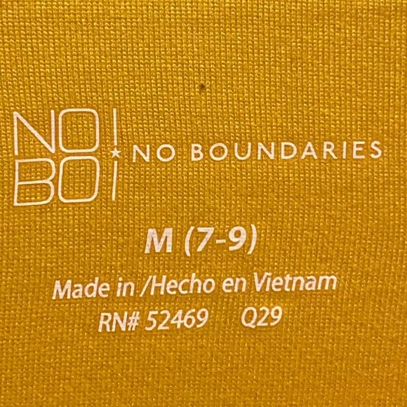Women’s no boundaries shirt size m - Picture 3 of 3